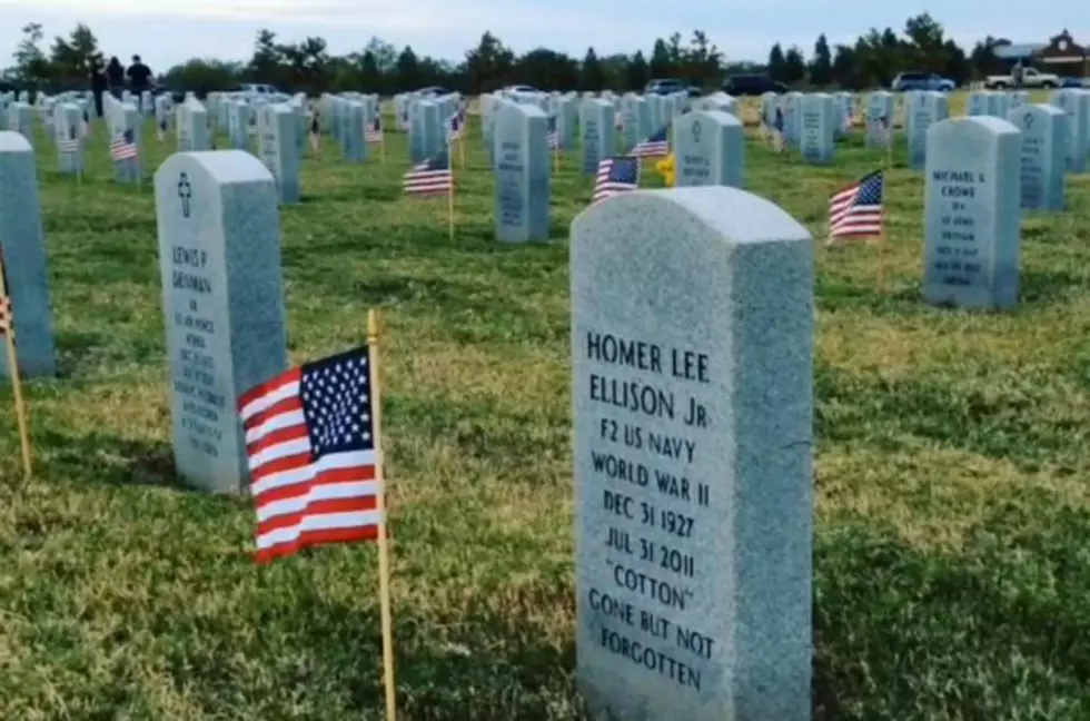Texas Veterans Cemetery Seeks Volunteers for Flag Placement