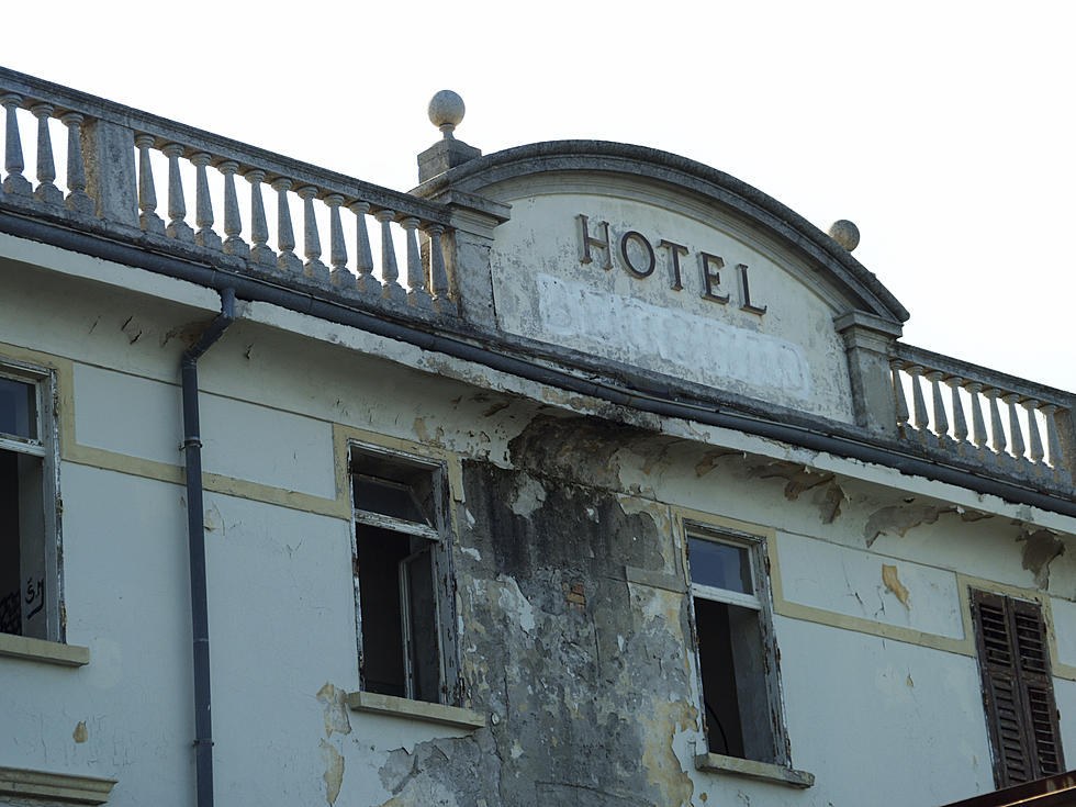 Dare to Visit These Haunted Hotels in Texas