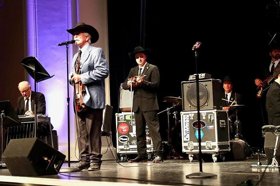 Jody Nix Brings Western Swing Back to Anson’s Texas Cowboys’ Christmas Ball Dec 16-18