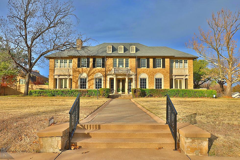 Live Like a Millionaire for $500/Night in This Abilene Mansion