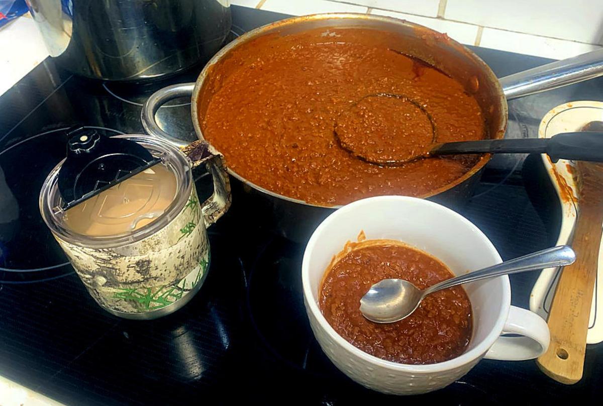 Master the Art of Making An Award Winning Chili: Recipe Revealed!