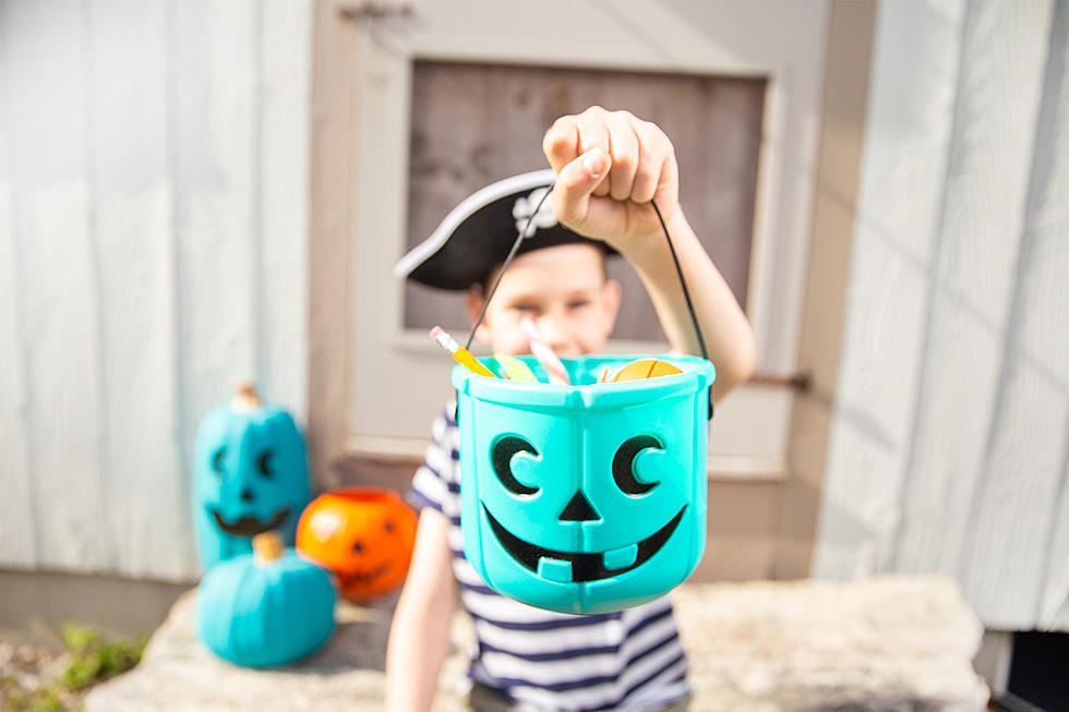 Teal Pumpkins Make North Dakota's Halloween Fun For All