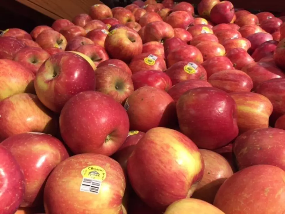 Lawmakers Call On USDA To Provide CARES Act Funds To Apple Growers