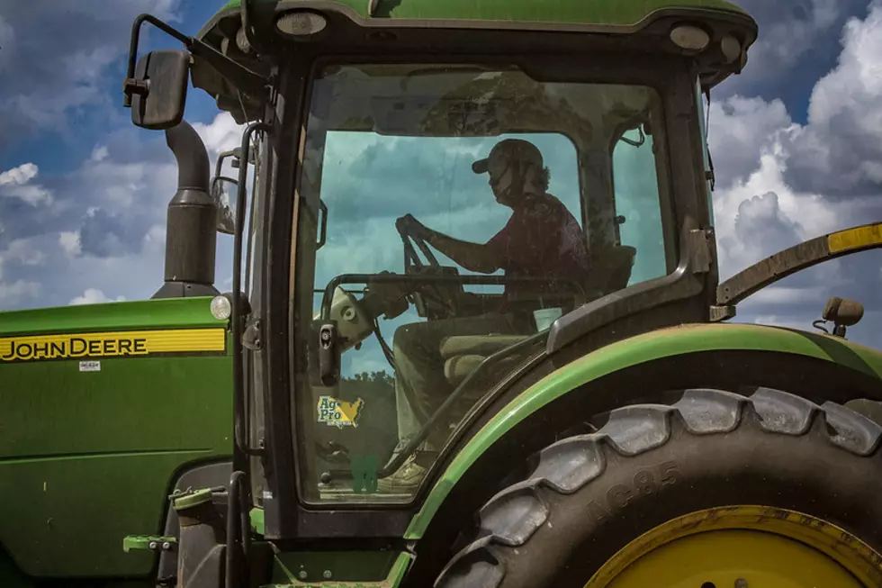 Advocates Claim Deere’s Right-to-Repair May Violate Clean Air Act