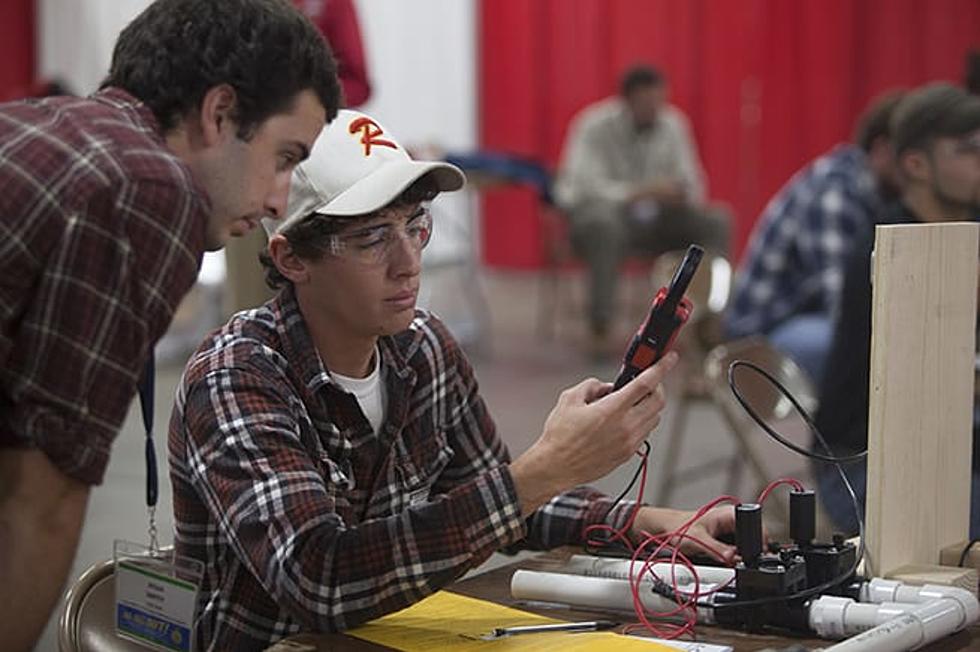 FFA Members Prepare for Careers in Animal Systems Pathways