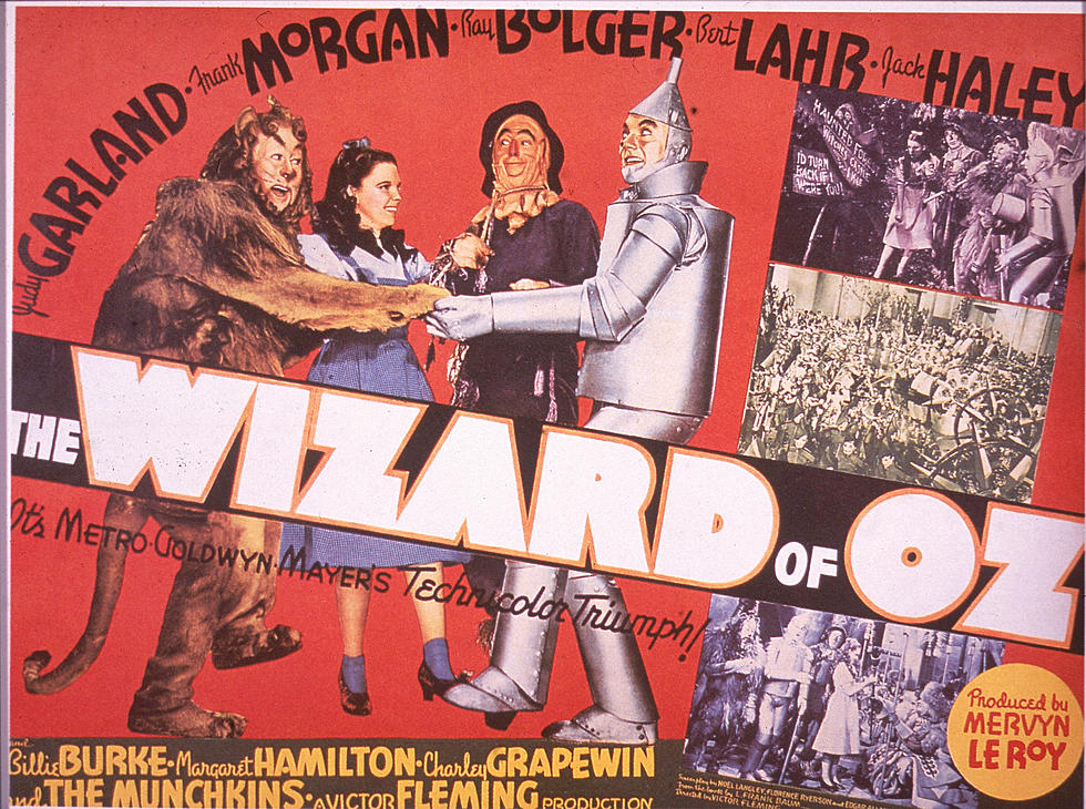 The Wizard Of Oz Is Being Shown On The Big Screen In Buffalo