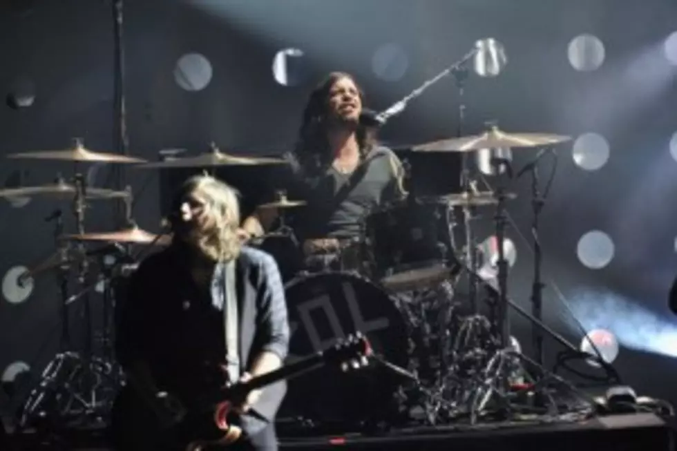 Kings Of Leon Play First Show Of New &#8220;Storytellers&#8221; Season