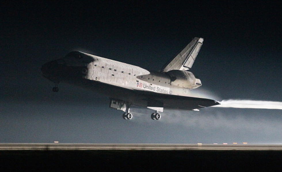 Space Shuttle Atlantis Lands – End Of The Line