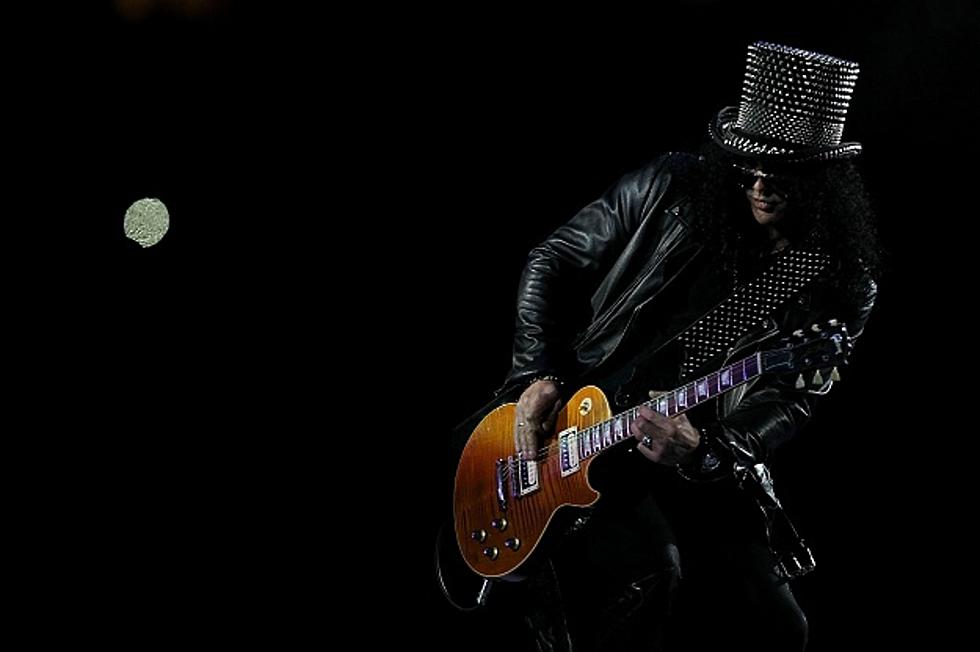 Slash Talks Solo Album, Velvet Revolver and Guns N’ Roses’ Potential Rock Hall Nod