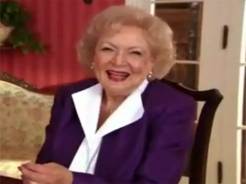 Betty White’s ‘Off Their Rockers’ Hilarious Metal Ring Tone Skit! [VIDEO]