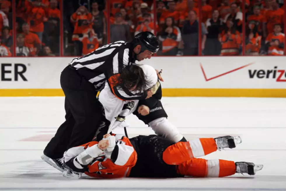 Penguins Loose the Game to Flyers but Win the Fights [VIDEO]