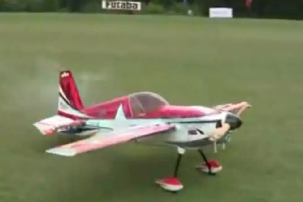17 Year Old Kid Flys an R.C. Plane Like a Boss! [VIDEO]