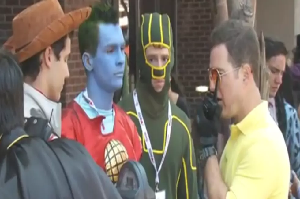 Fake Security Guard Causes Hilarious Problems at Comic-Con! [VIDEO]