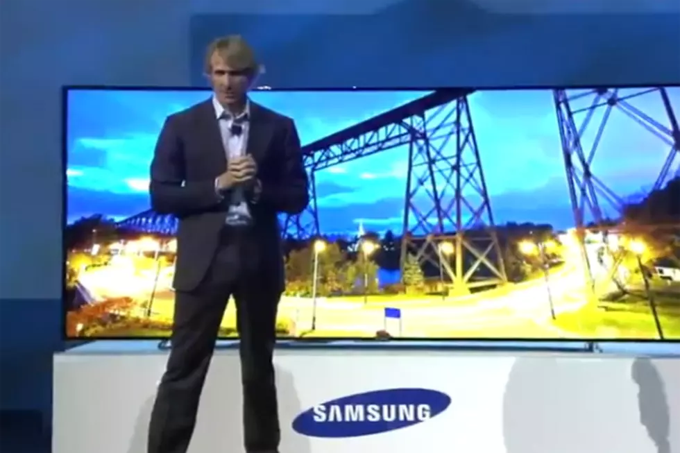 Micheal Bay Walks off the Stage at Samsung’s CES 2014 Show [VIDEO]