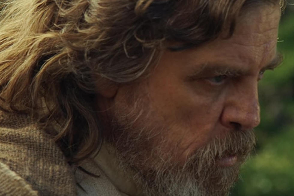 First Official Star Wars: Episode 8 Teaser Released