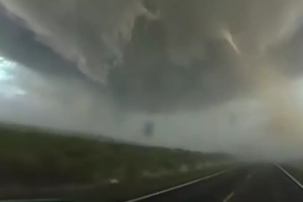 Accuweather Put Out an Insane 360 Video of a Close Range Tornado!