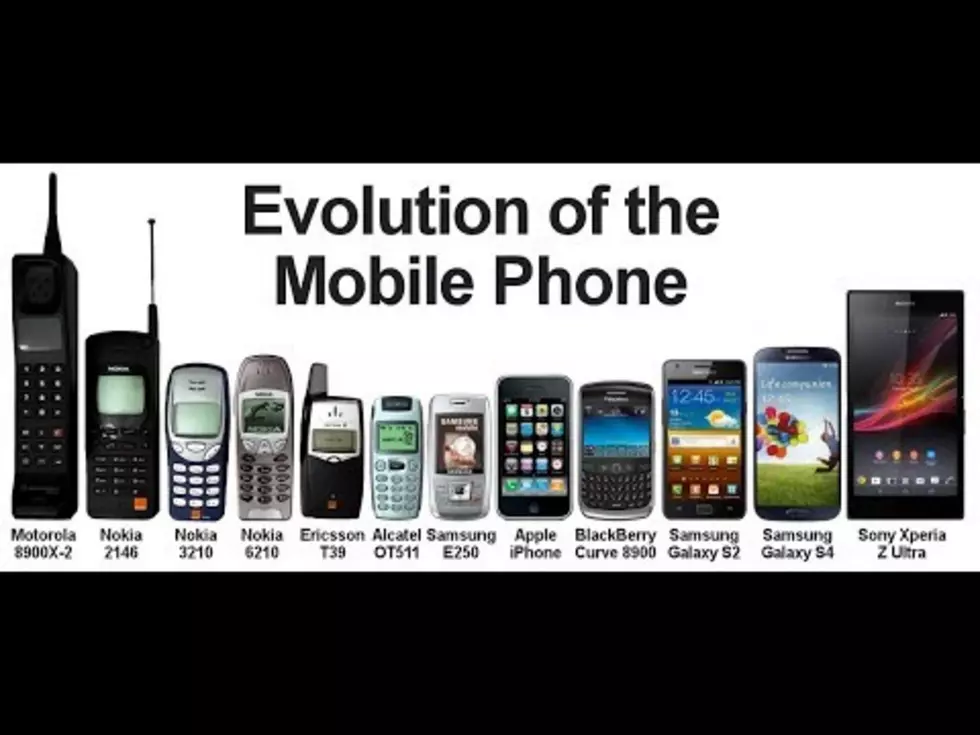 Why Aren’t Smartphones Evolving As Fast As Cell Phones Did?