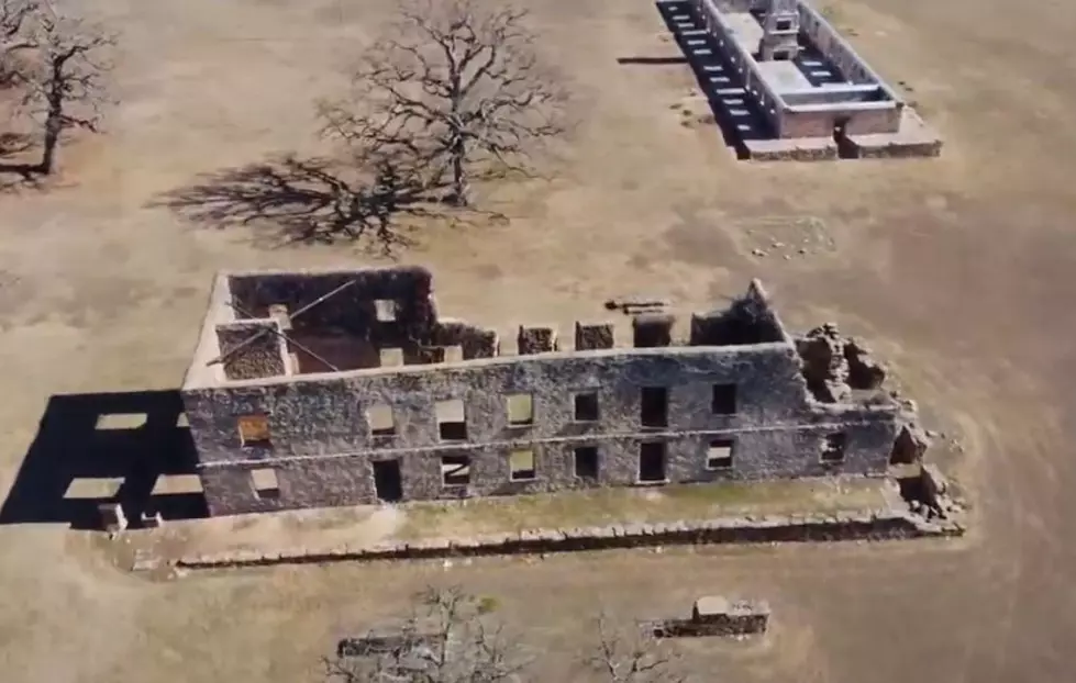 Take a Tour of Oklahoma’s Haunted Civil War Era Fort and Cemetery!