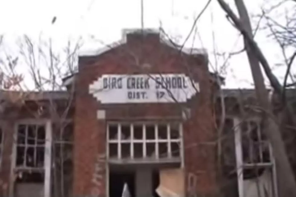 This Abandoned Schoolhouse in Oklahoma Has a Haunting History of Paranormal Activity