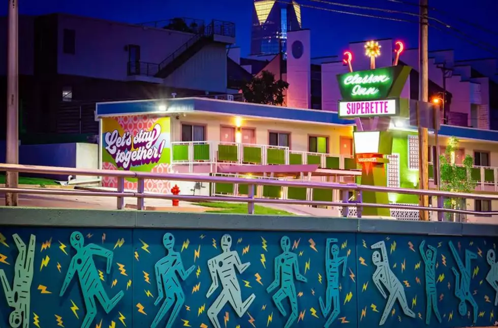 Take a Vintage Vacation at Oklahoma’s Ultimate Retro Hotel