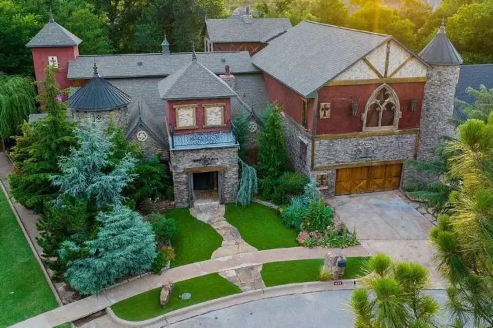 Peak Inside This Magical Oklahoma Mansion That’s For Sale