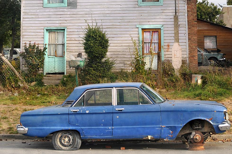 Is It Legal to Park in Front of Strangers Houses in Oklahoma?