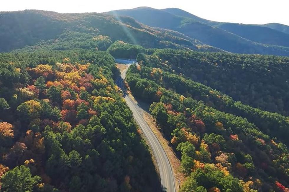 This Oklahoma Scenic Drive Has Amazing Fall Colors & Breathtaking Views
