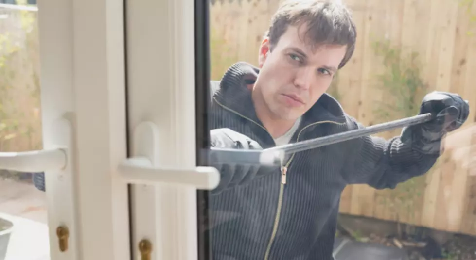 Brilliant Idea: Teenager Invents Doorbell That Tricks Burglars