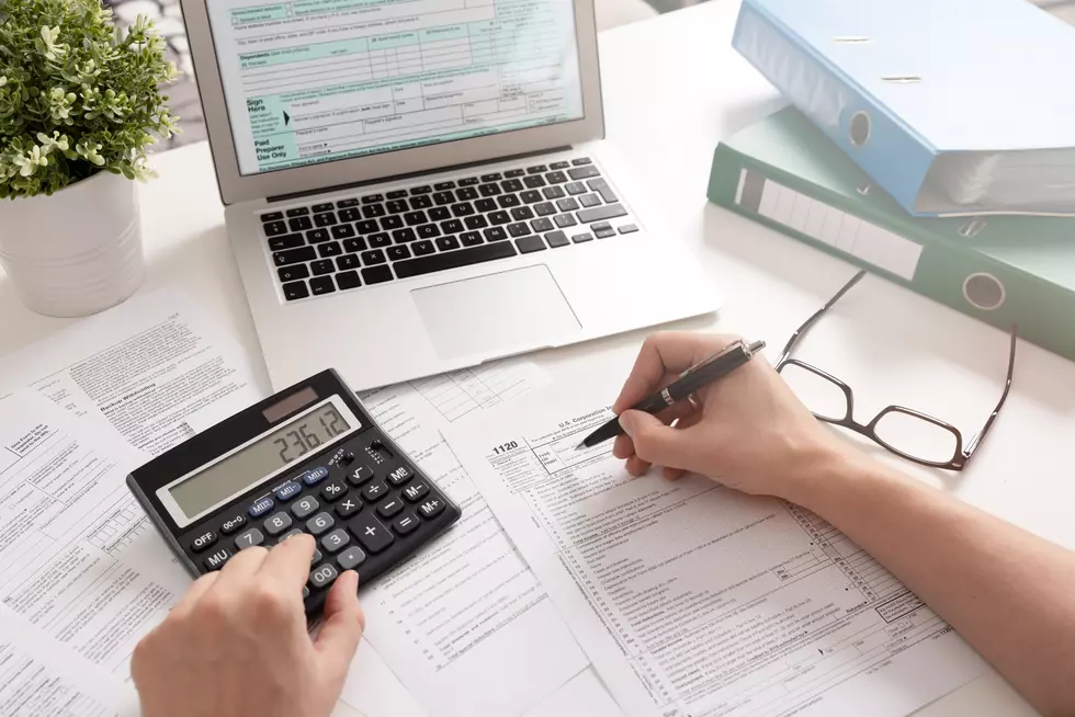 UM Accounting Students Will Do Your Taxes For Free