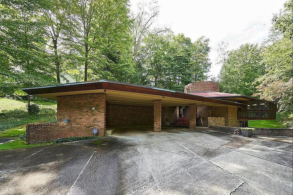 Screened In Balcony? Unique Akron Ohio Home Up For Sale