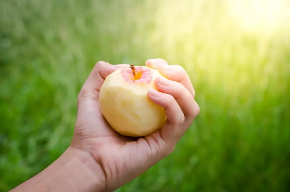 Apple Thrower Terrorizes Southwest Washington