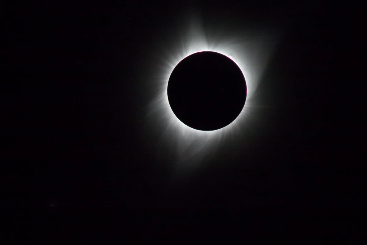 Hamilton Photographer Captures in Eclipse Shot