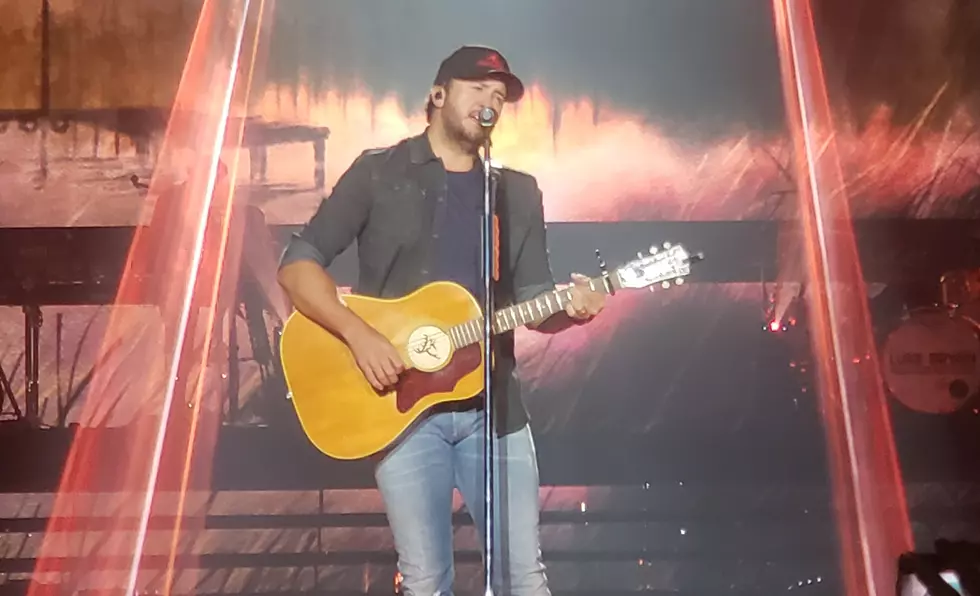 Some of My Favorite Pictures From the Luke Bryan Show