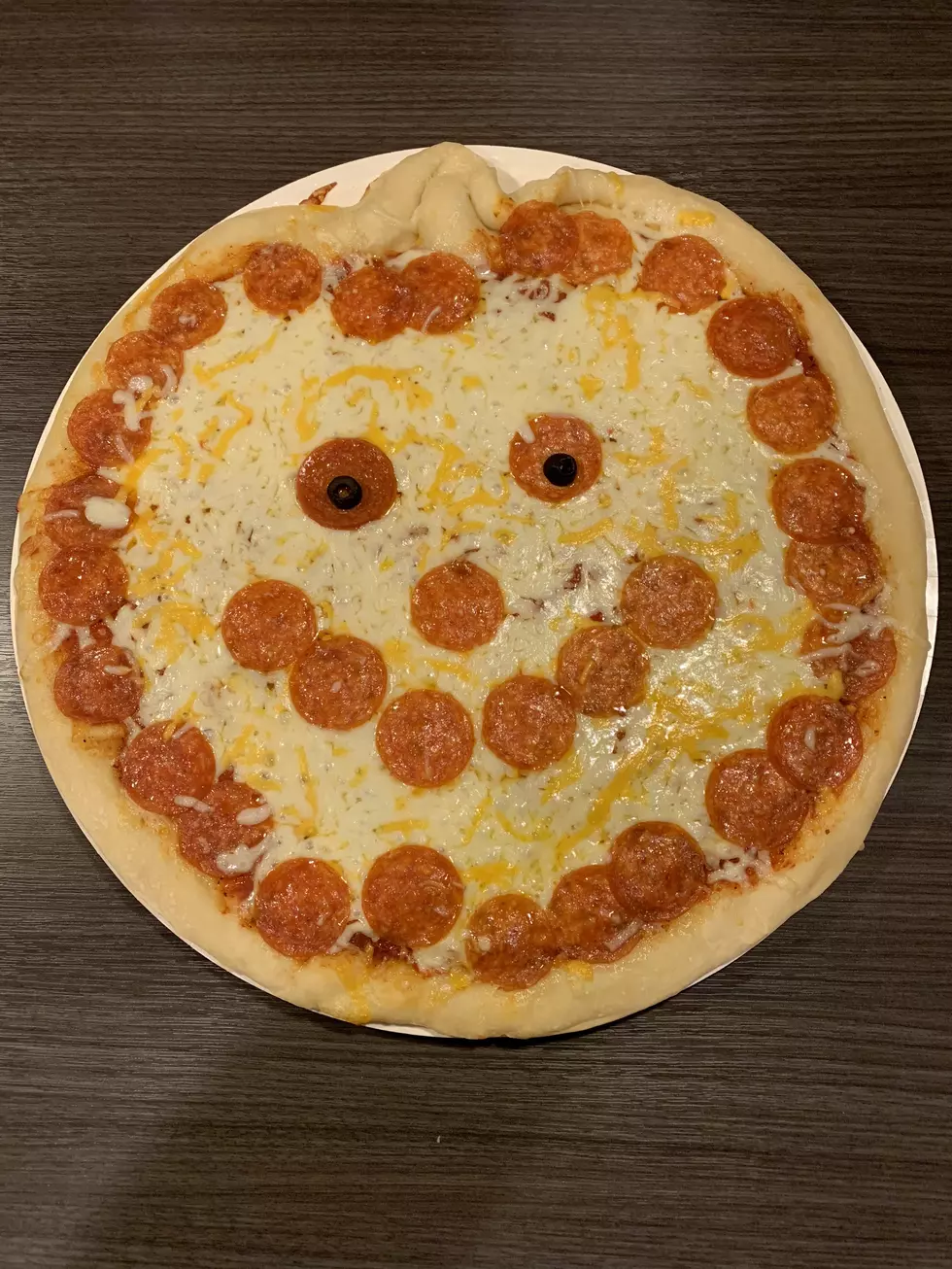 Jack-O-Lantern Pizza is Back at Papa Murphy&#8217;s