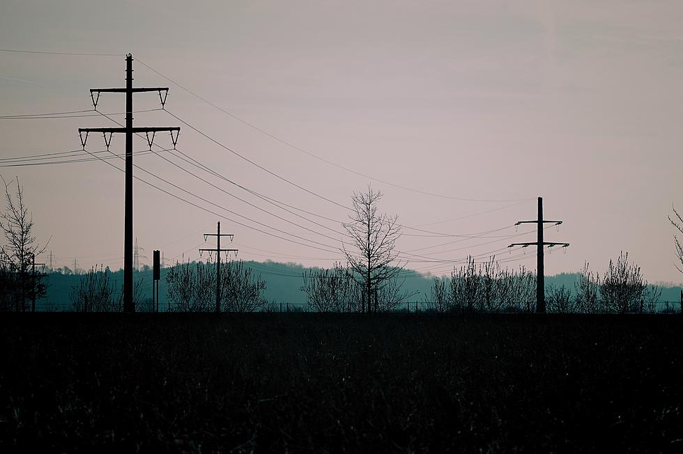 Heavy Winds Causing Power Outages Around Missoula Monday Evening