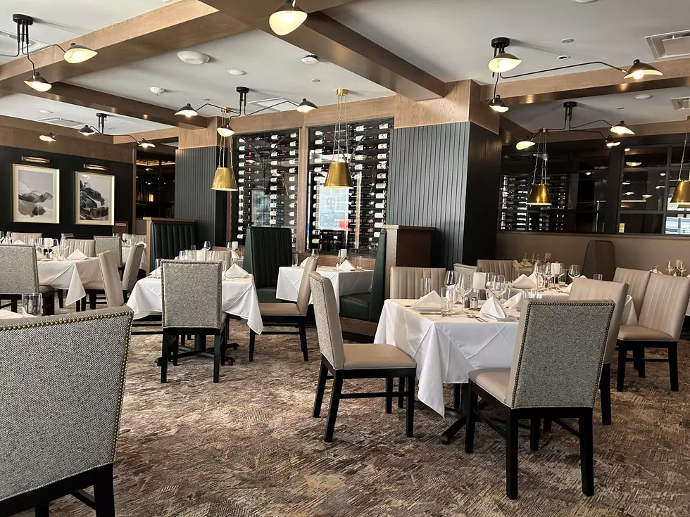 Ruth's Chris Steakhouse dining room, Rochester, MN