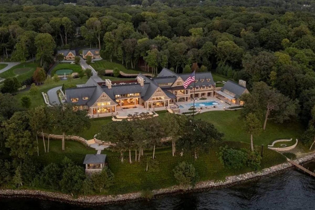 Minnesota’s Most Expensive Home Might Be the Midwest’s Most Remarkable