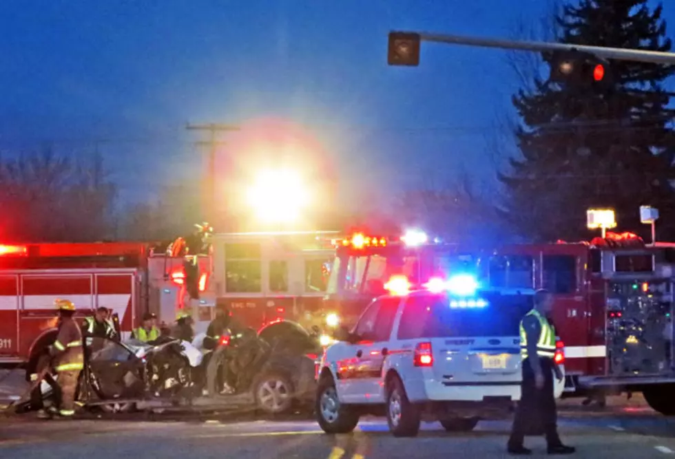 Five Injured in Two-Car Head-on Crash South of Hamilton