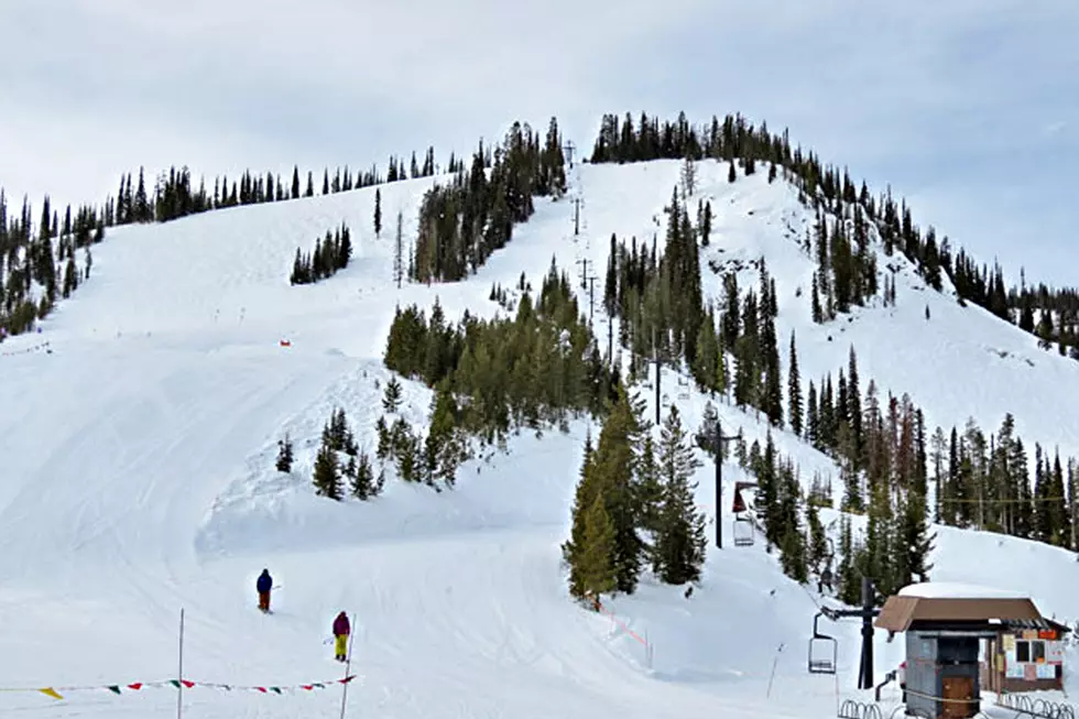 Lost Trail Opens Up the Ski Hill
