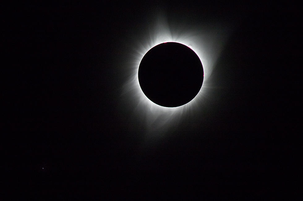 Hamilton Photographer Captures Planet in Eclipse Shot