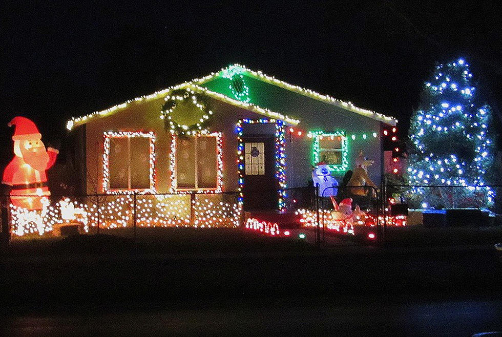 Christmas Lights Celebrated by Hamilton Council