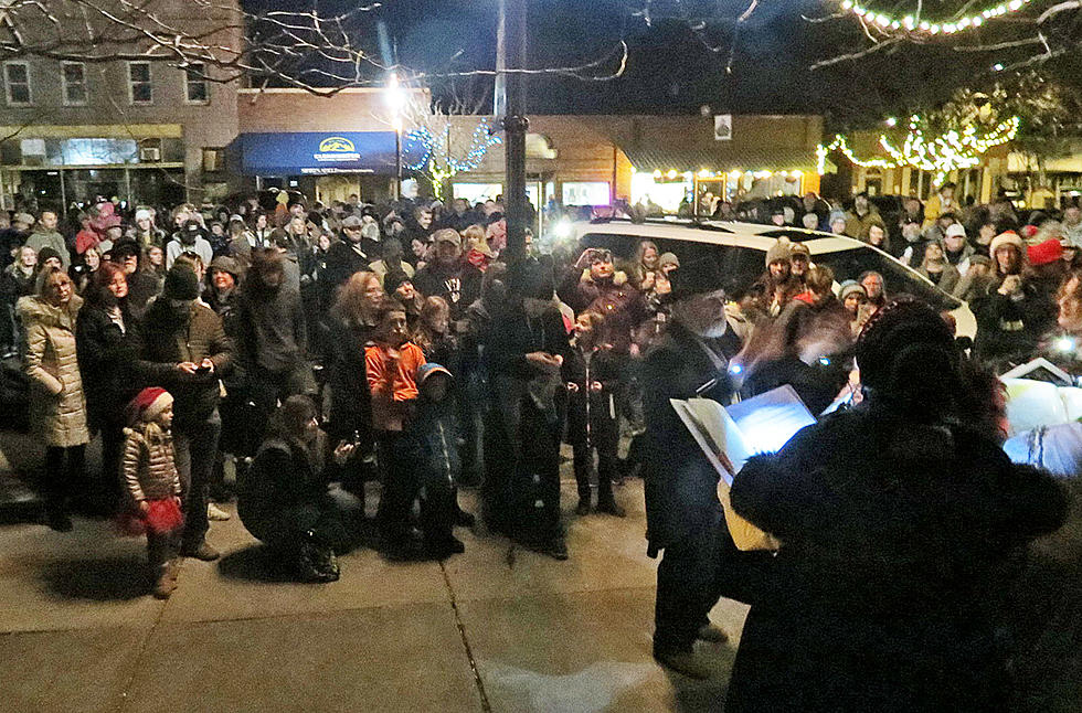 Huge Crowd Fills Street for Hamilton Christmas Tree Lighting