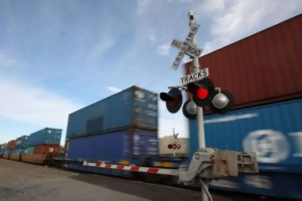 Empty Cargo Train Derails in Northeastern Montana