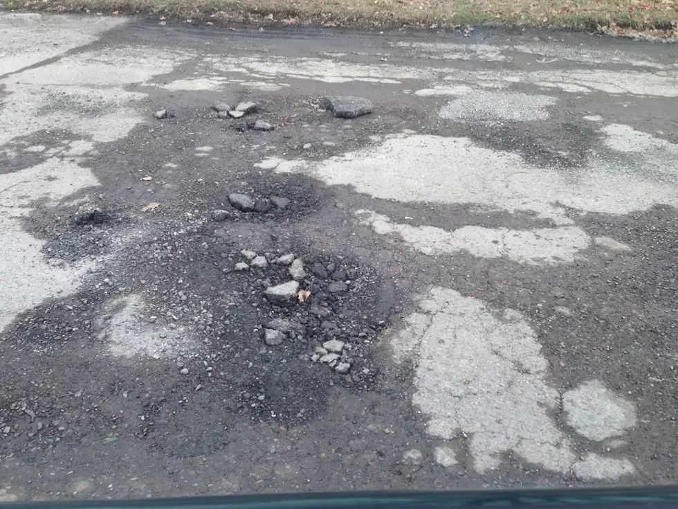 Dodging Potholes on Your Ride to Work? Tell the Pothole Patrol