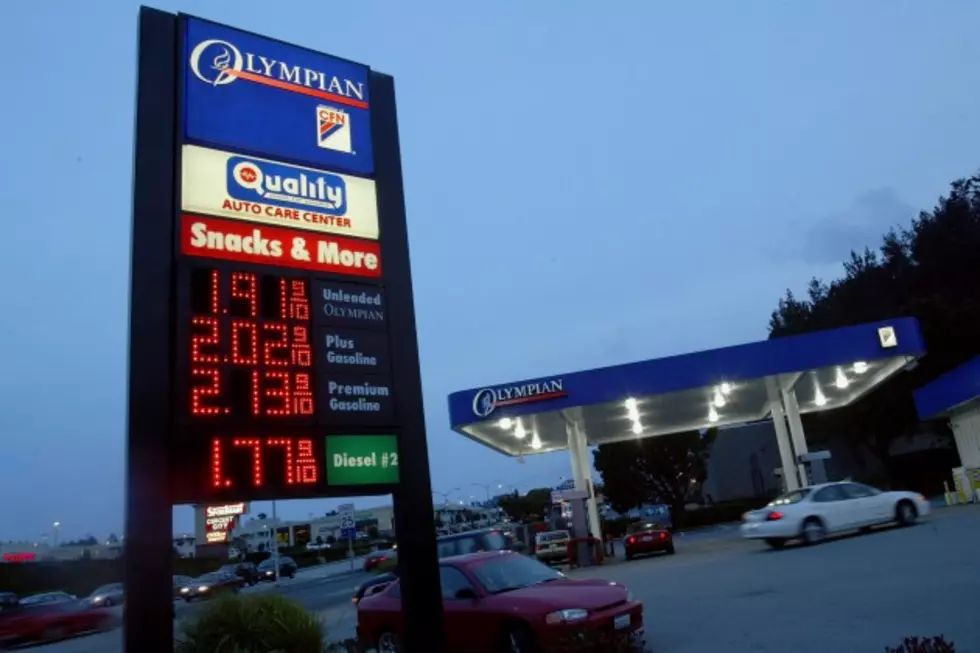 Gas Prices Continue to Drop as the New Year Approaches