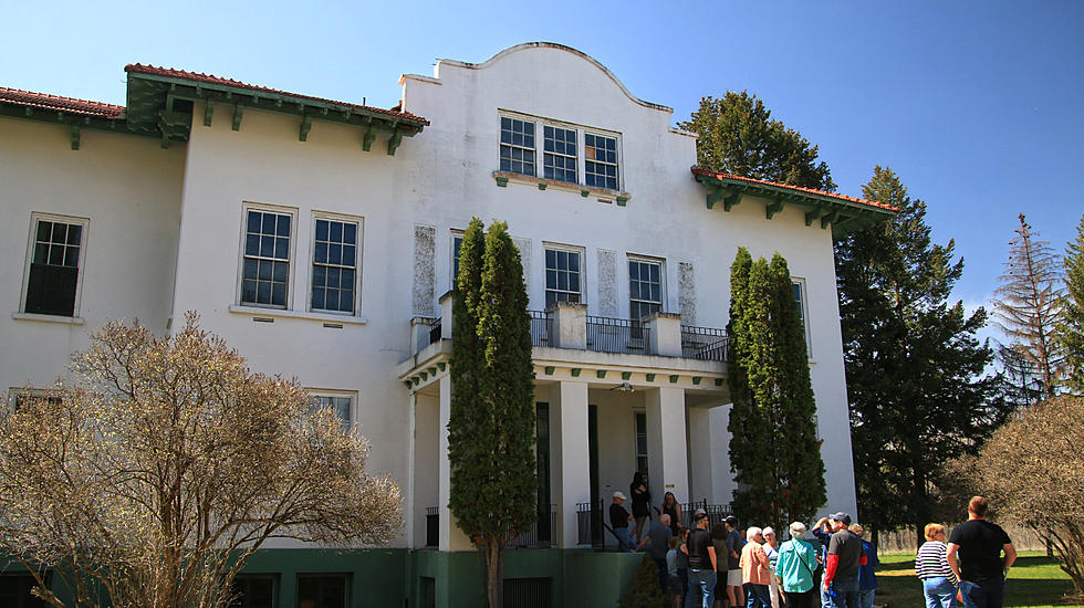 Hundreds See if Old Fort Missoula Hospital Can be Saved