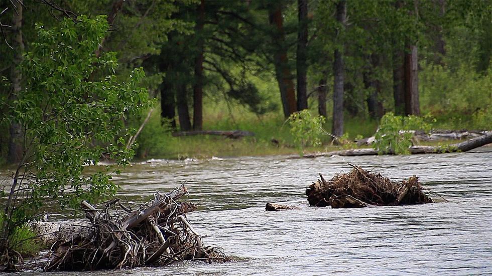 Searchers Look For Missing Kayaker on Bitterroot River