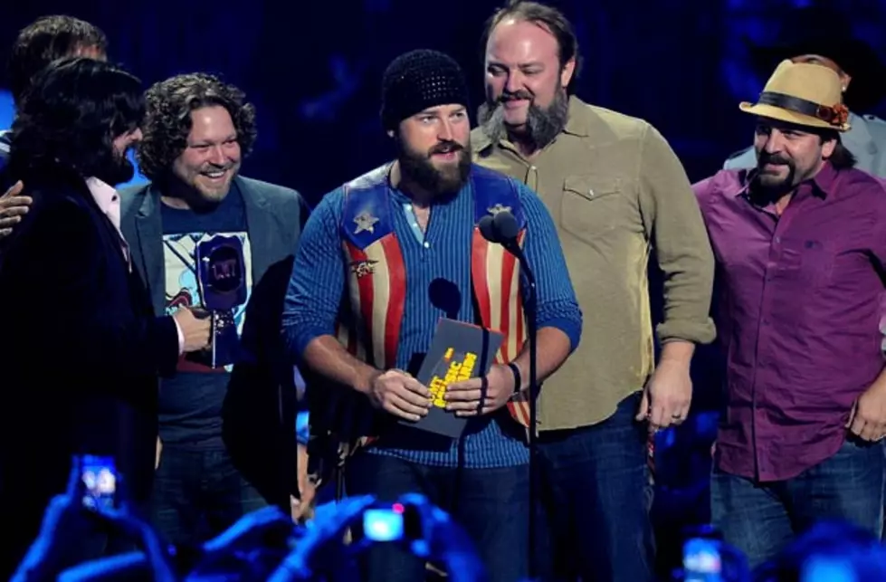 Zac Brown Band World Premiere ‘Knee Deep’ [VIDEO]