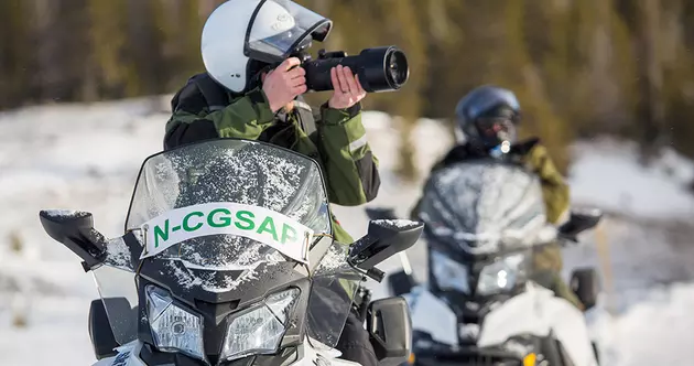 Apply For A Permit To Snowmobile In Yellowstone Without A Guide