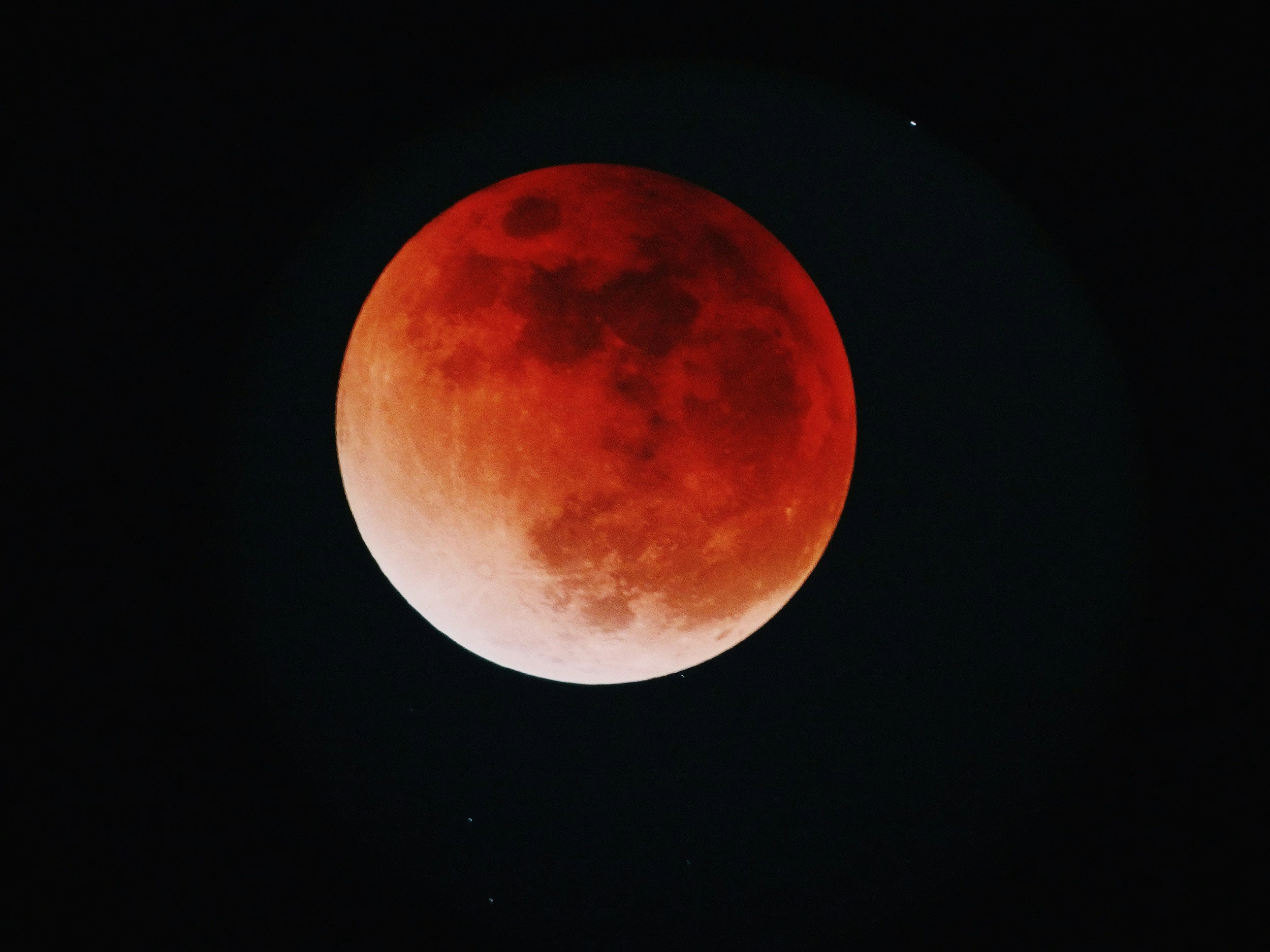 Did You Catch This Morning's Blood Moon In Montana?